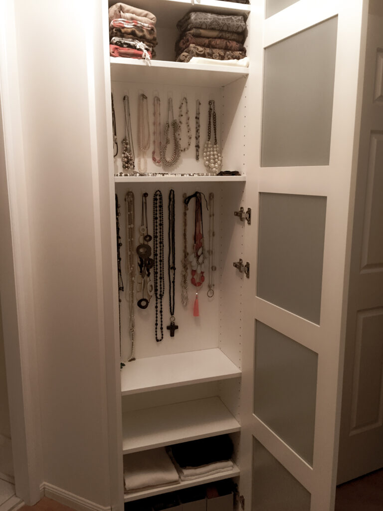 Small walk in closet