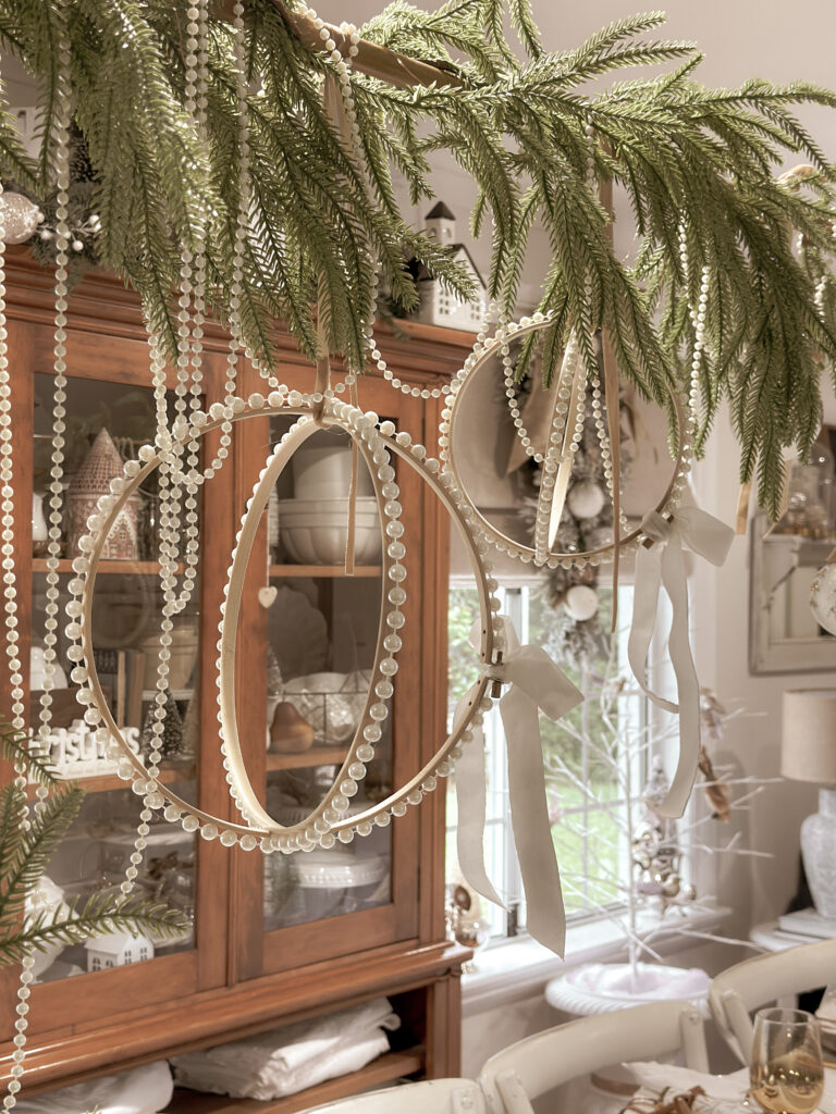Elegant Christmas Tablescape Ideas (A Simple, Luxe Holiday Table)