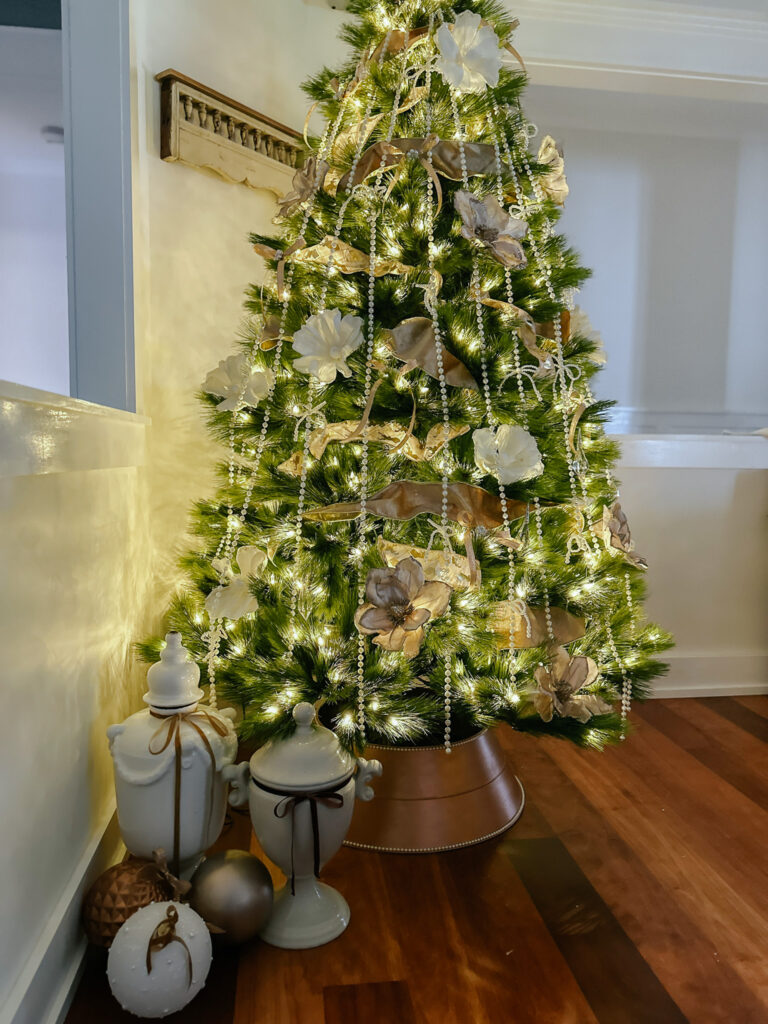 Timeless Christmas Tree