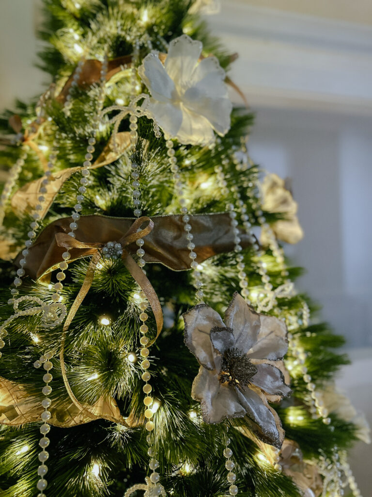 Timeless Christmas Tree