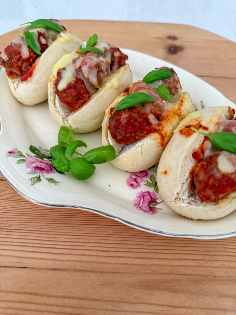 Easy Hot Party Foods for Feeding a Crowd