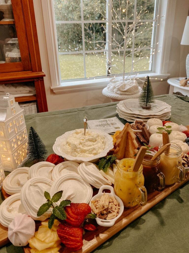 How to Make a Pavlova Dessert Board