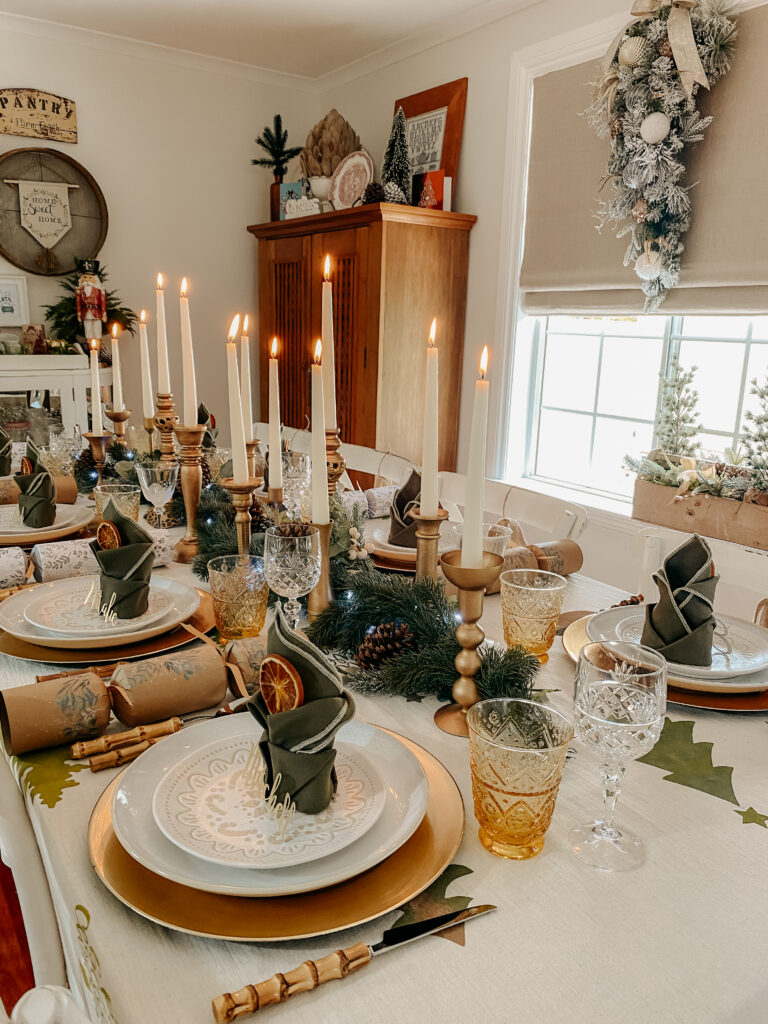 Creating a Christmas Tablescape