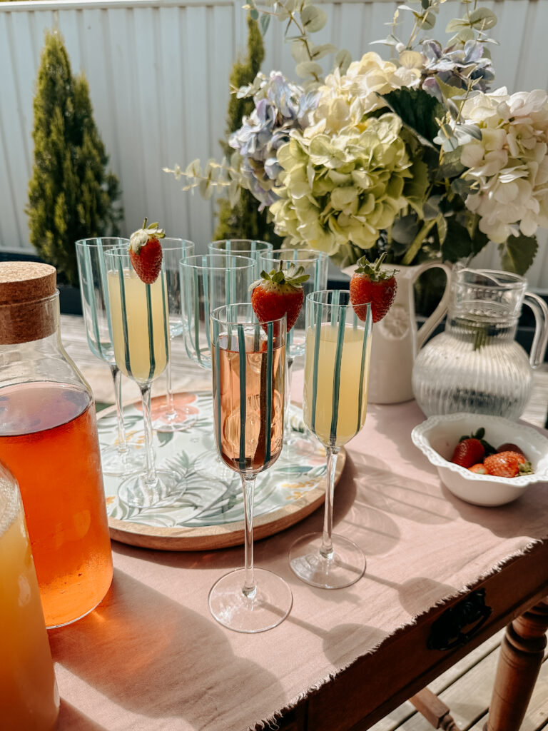 How to host a small brunch