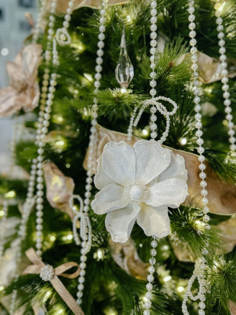 Timeless Christmas Tree